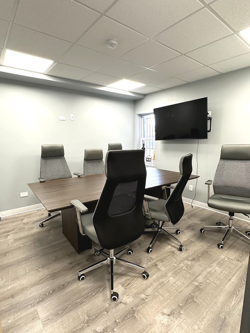 2445 W 71st Street, Chicago, IL 60629