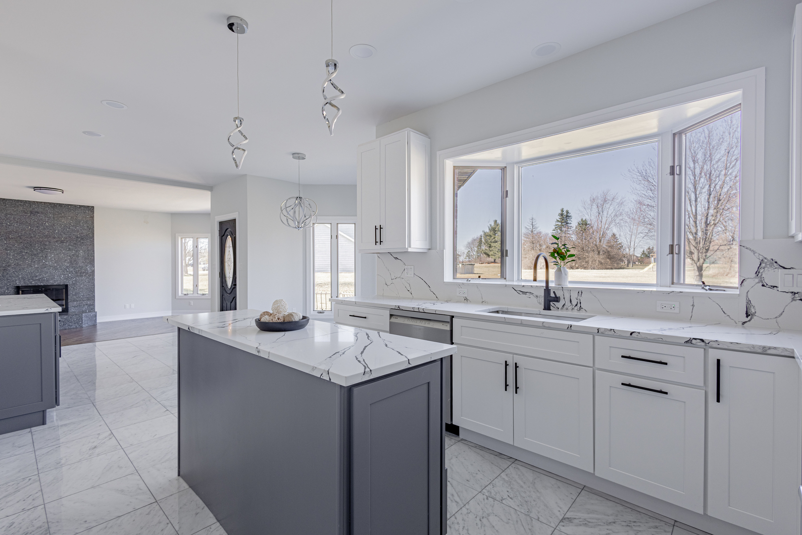 2658 E ROYAL RIDGE Drive, Crete, IL 60417