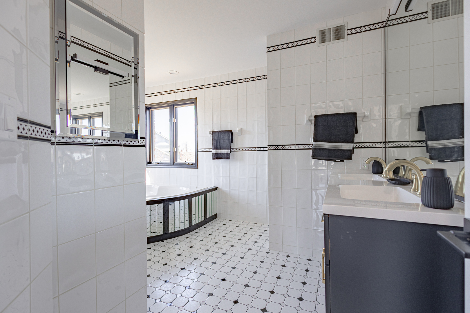 2658 E ROYAL RIDGE Drive, Crete, IL 60417