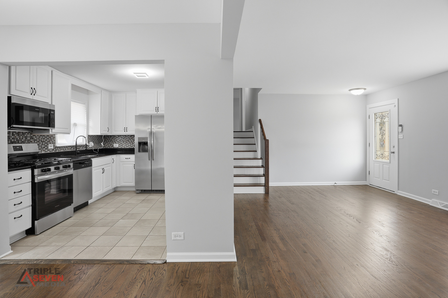 5500 W 83rd Place, Burbank, IL 60459