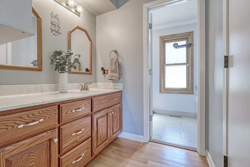 914 Somerset Acres, New Lenox, IL 60451