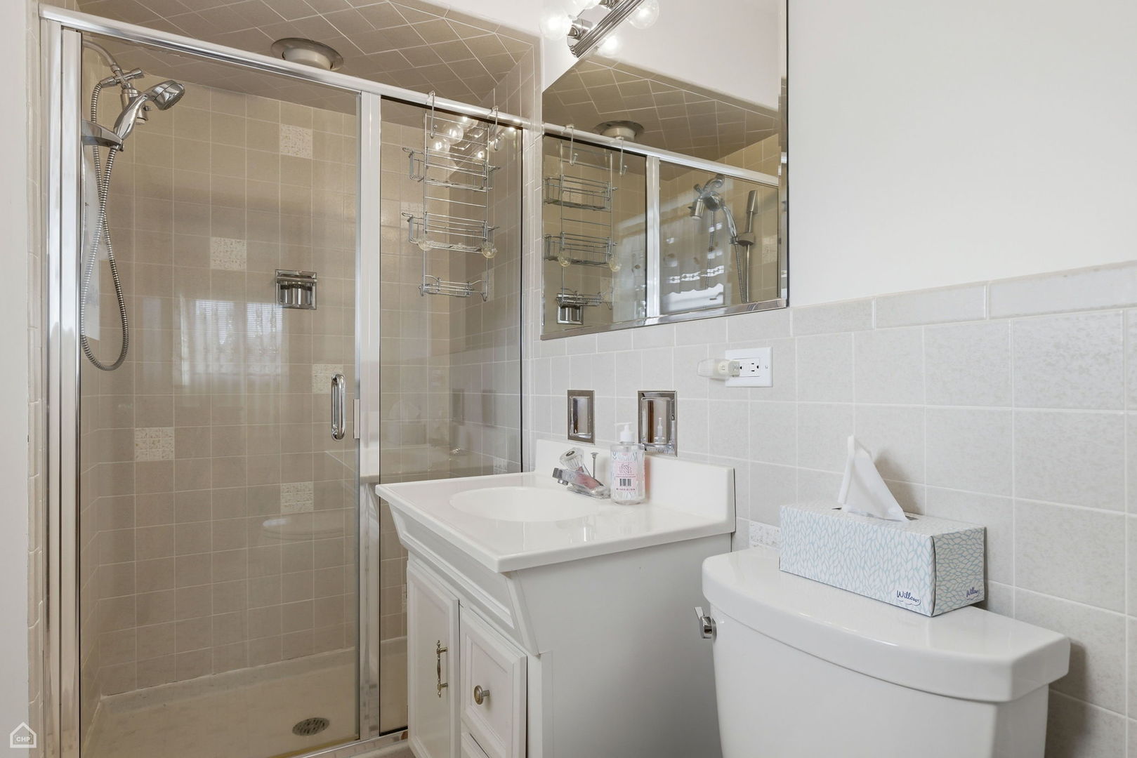 8145 N Grand Court, Niles, IL 60714