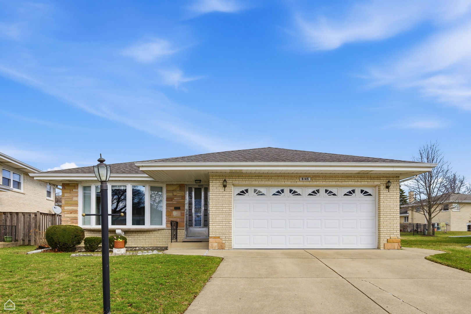 8145 N Grand Court, Niles, IL 60714