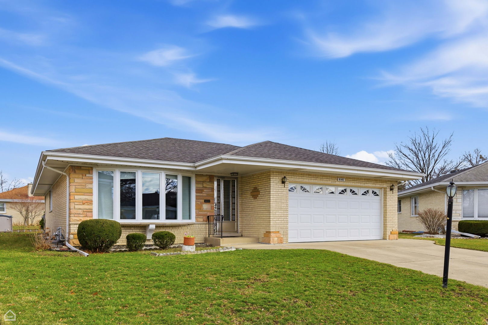 8145 N Grand Court, Niles, IL 60714