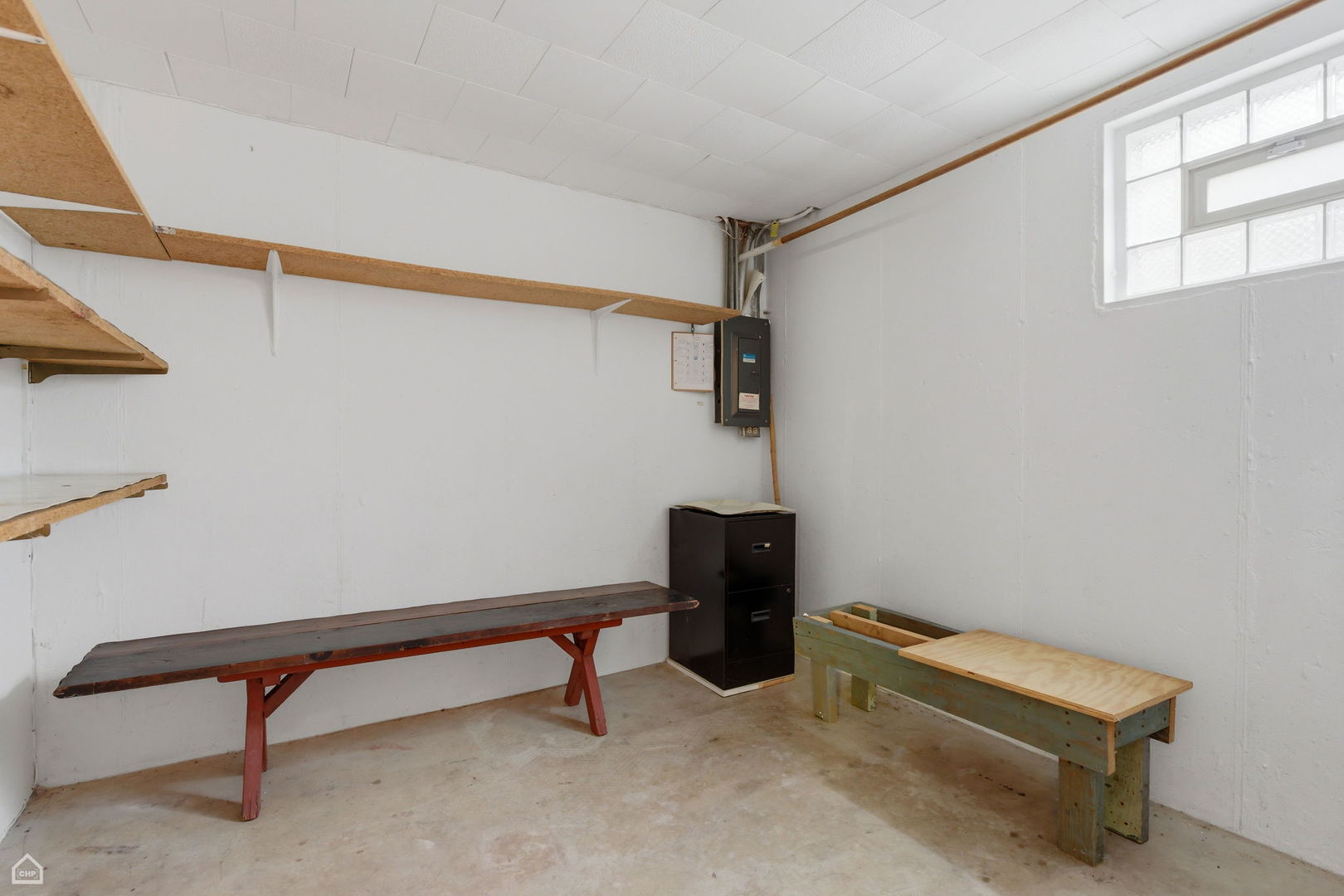 8145 N Grand Court, Niles, IL 60714