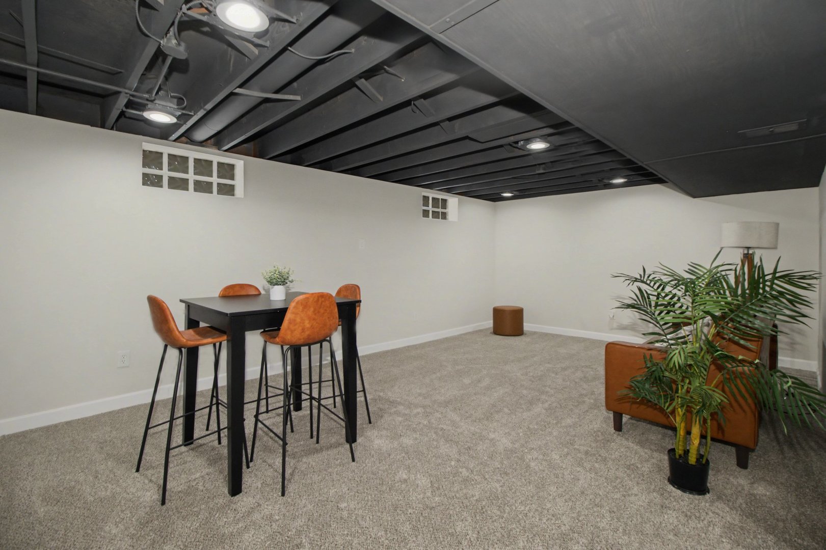 18263 Greenbay Avenue, Lansing, IL 60438