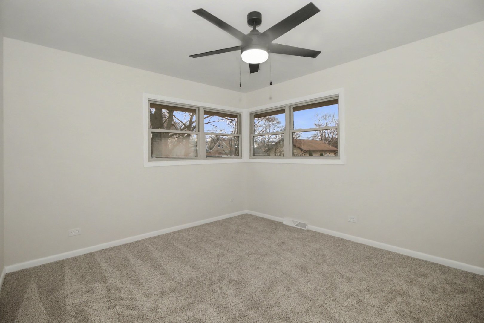 18263 Greenbay Avenue, Lansing, IL 60438