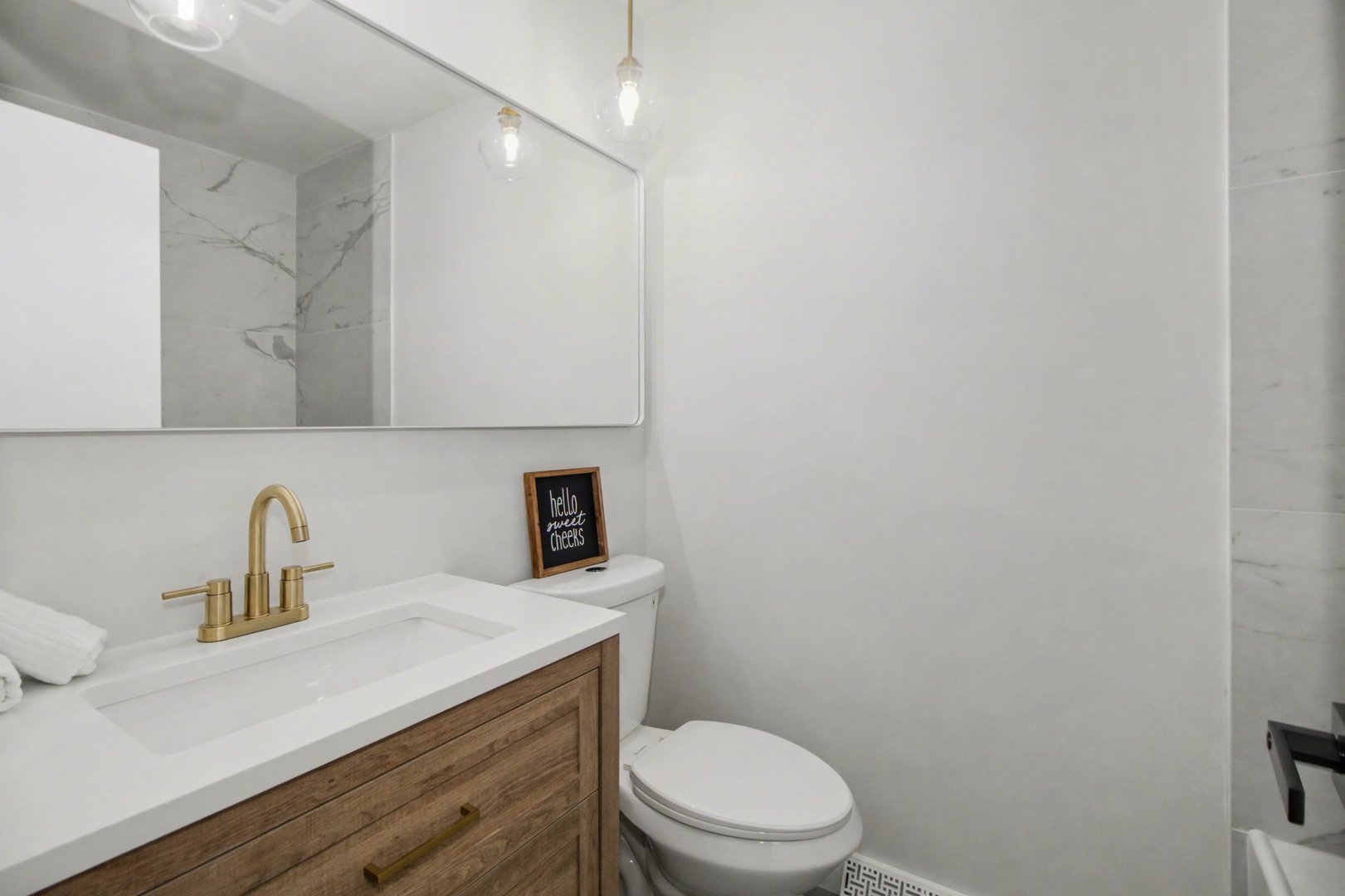 18263 Greenbay Avenue, Lansing, IL 60438