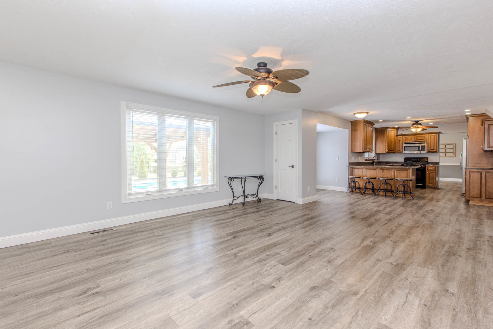 301 Lake Shore Circle, Bloomington, IL 61704