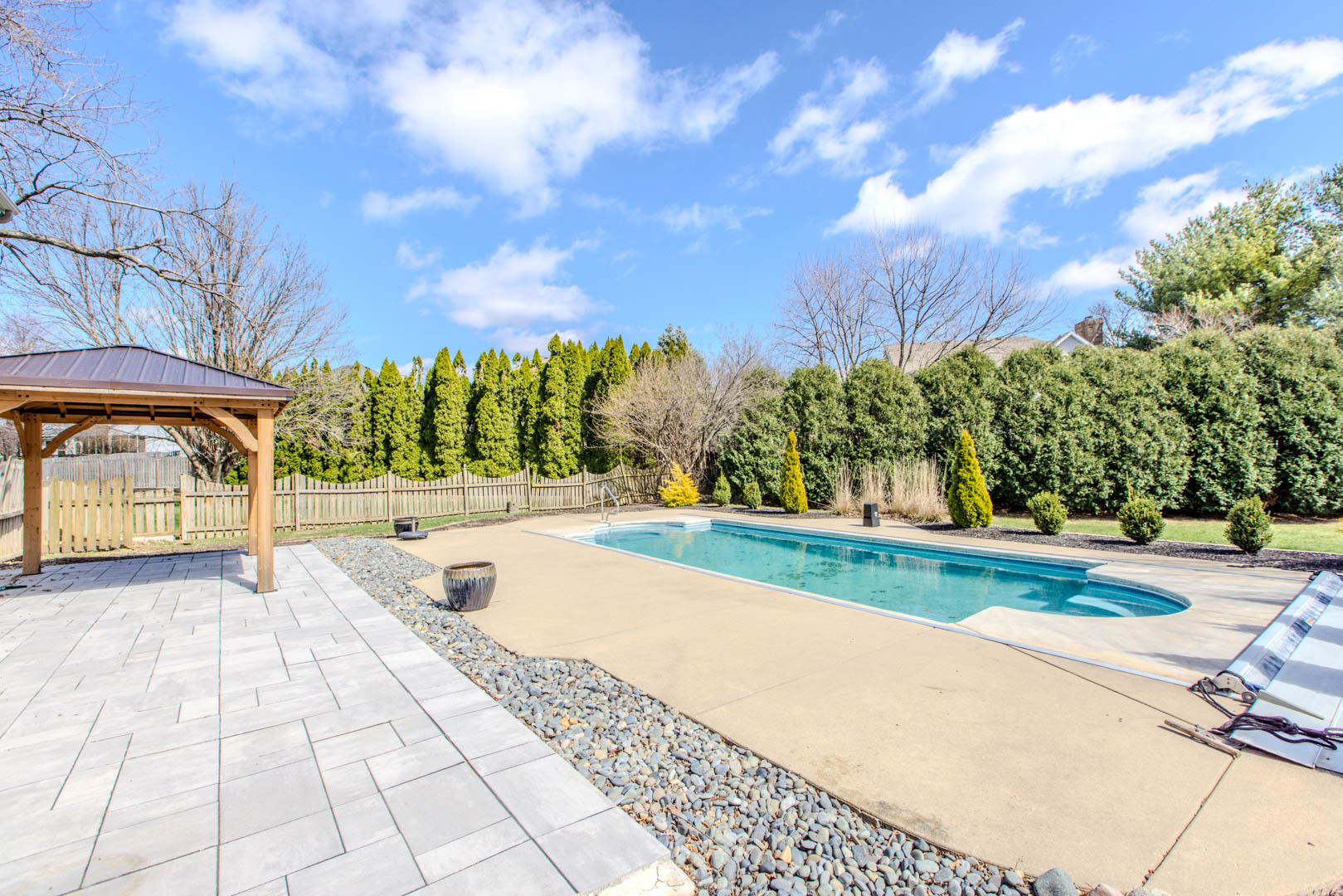 301 Lake Shore Circle, Bloomington, IL 61704