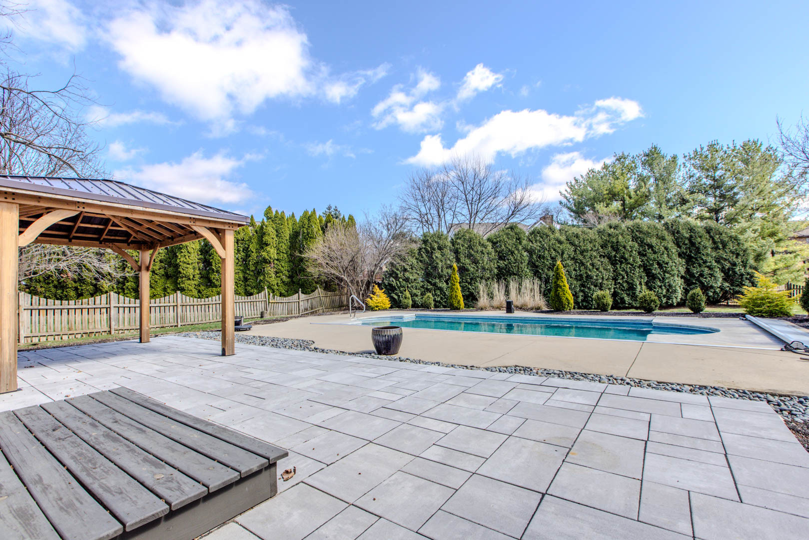 301 Lake Shore Circle, Bloomington, IL 61704