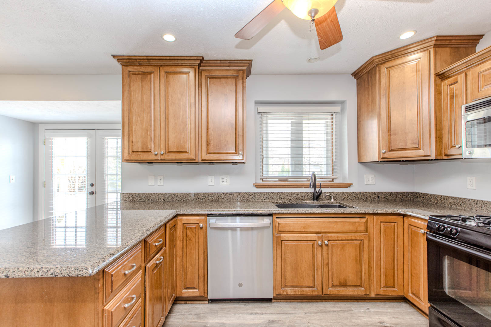 301 Lake Shore Circle, Bloomington, IL 61704