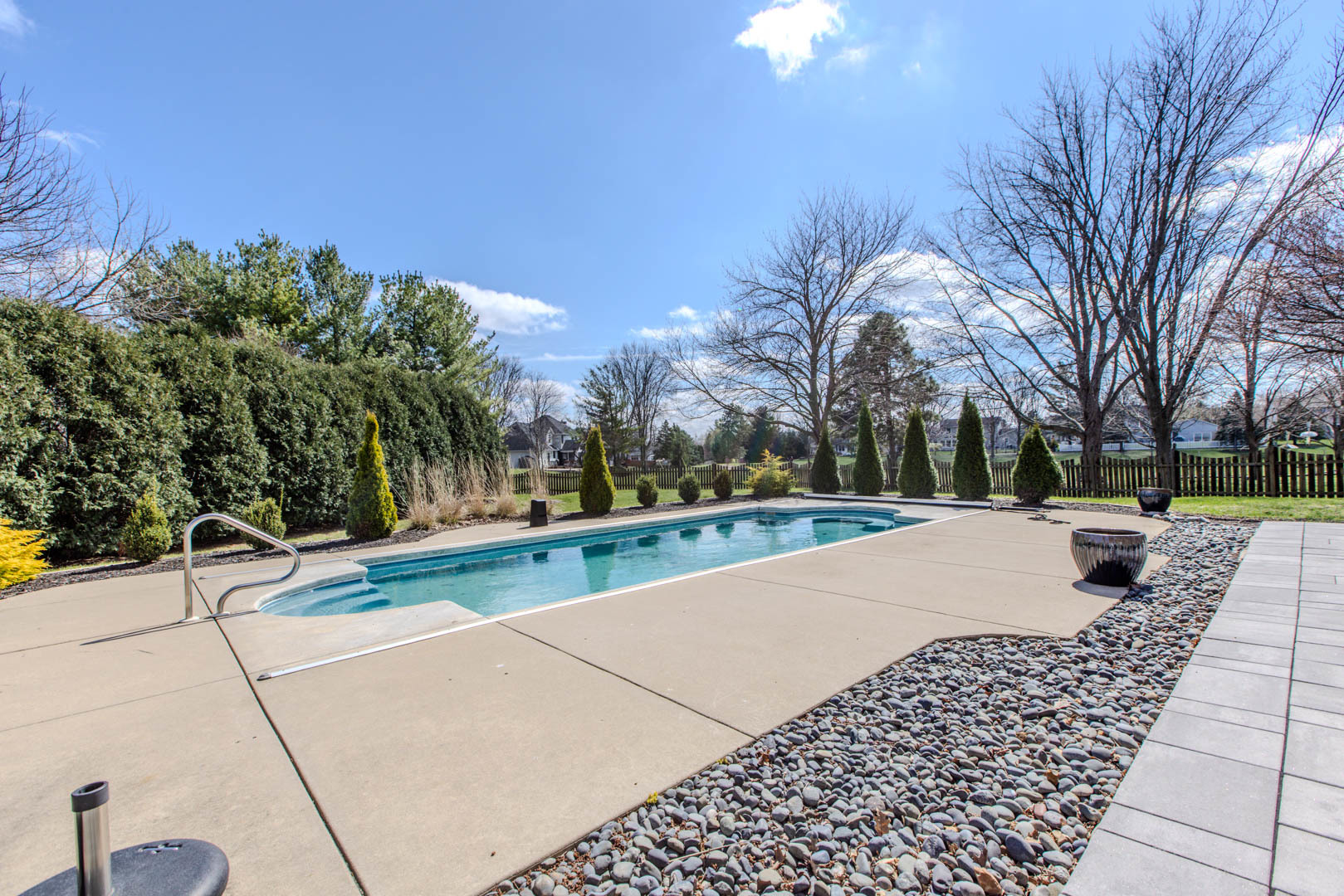 301 Lake Shore Circle, Bloomington, IL 61704