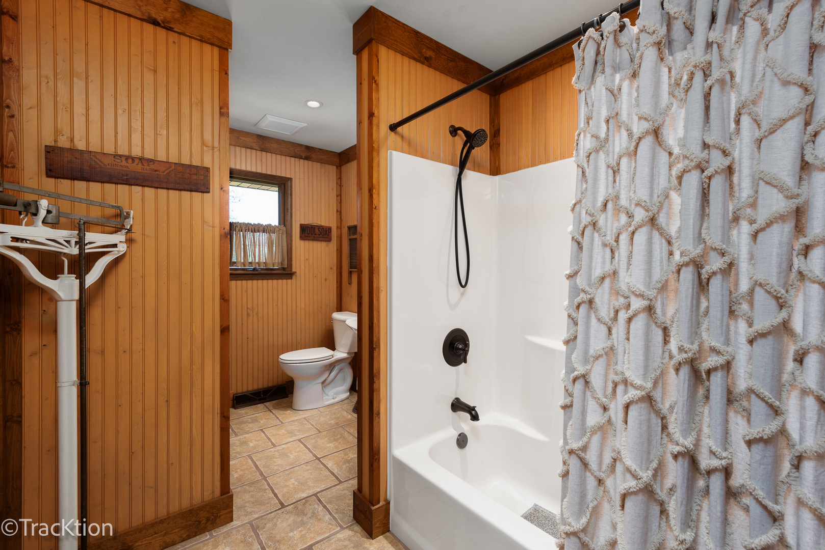 9596 Corneils Road, Bristol, IL 60512