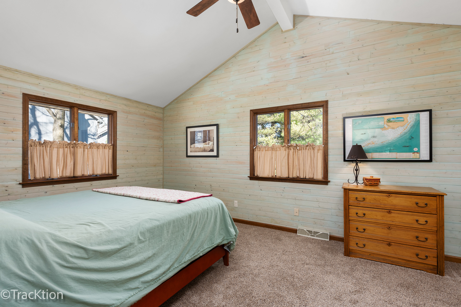 9596 Corneils Road, Bristol, IL 60512