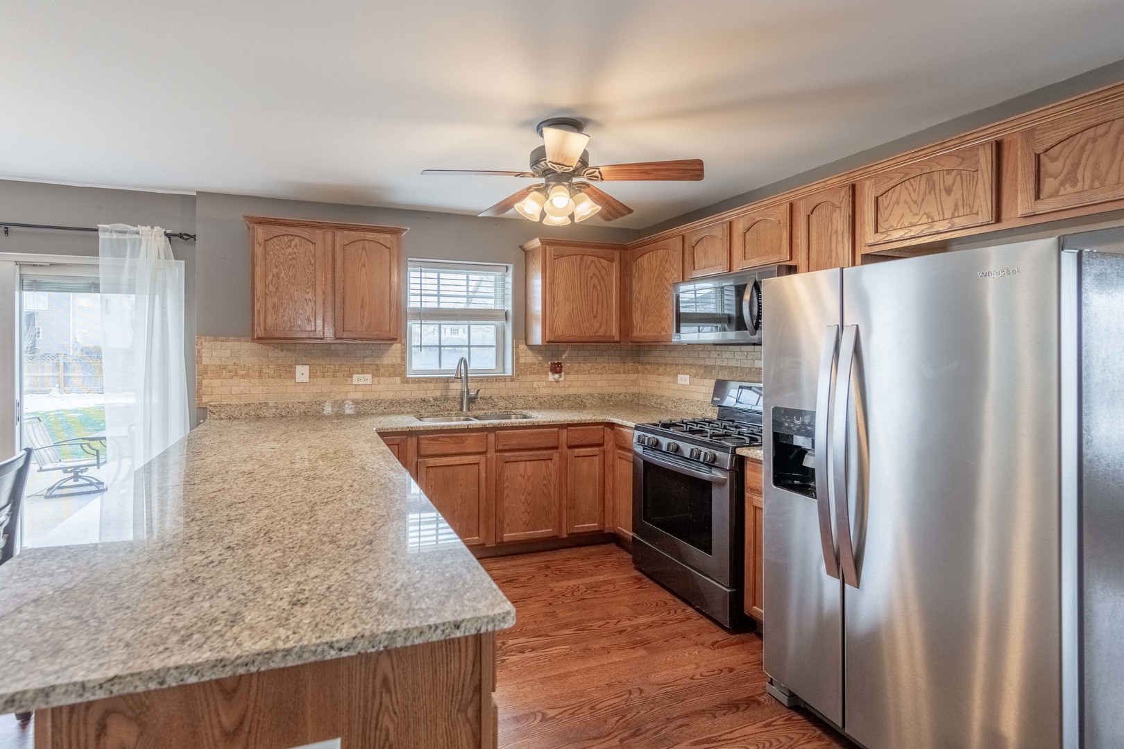 800 Maplewood Drive, Minooka, IL 60447