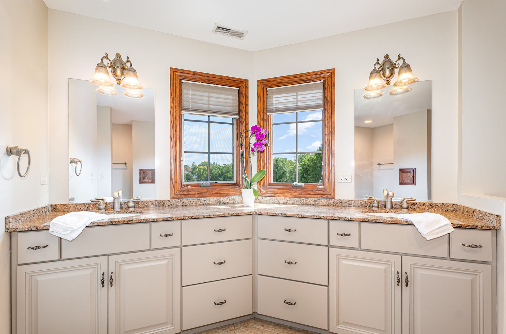 504 Reserve Court, Joliet, IL 60431