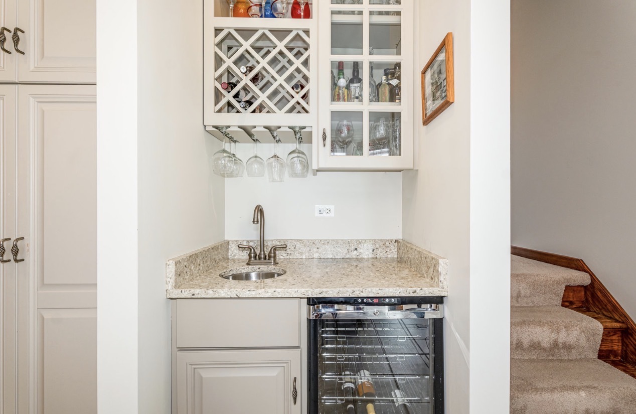 504 Reserve Court, Joliet, IL 60431