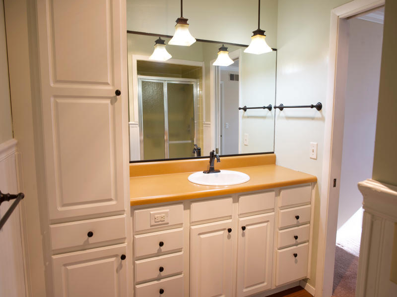 308 Granada Road, Bloomington, IL 61701