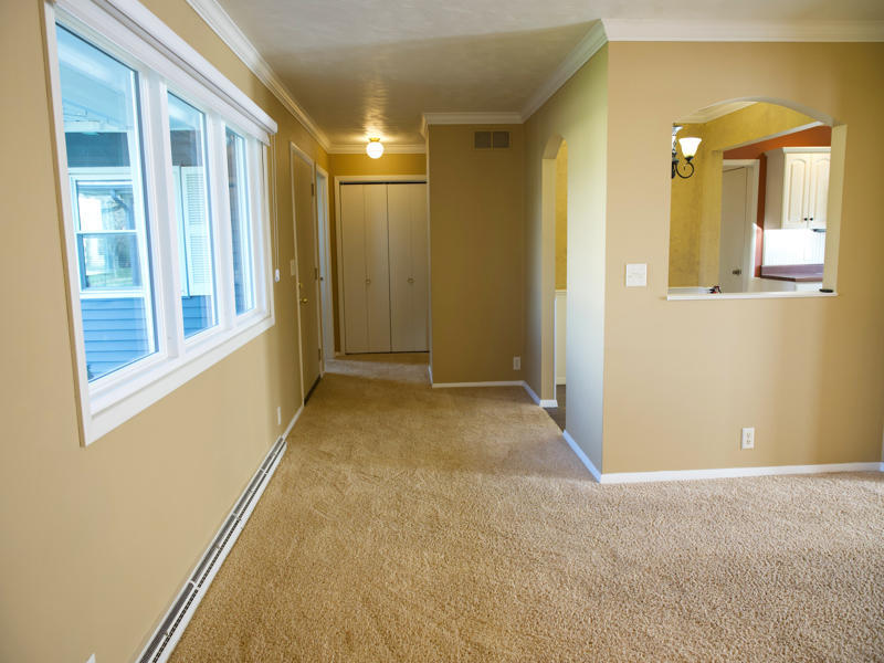 308 Granada Road, Bloomington, IL 61701