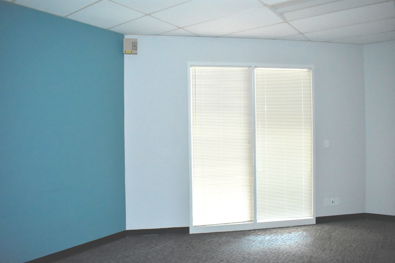 415 Washington Street #200-206, Waukegan, IL 60085