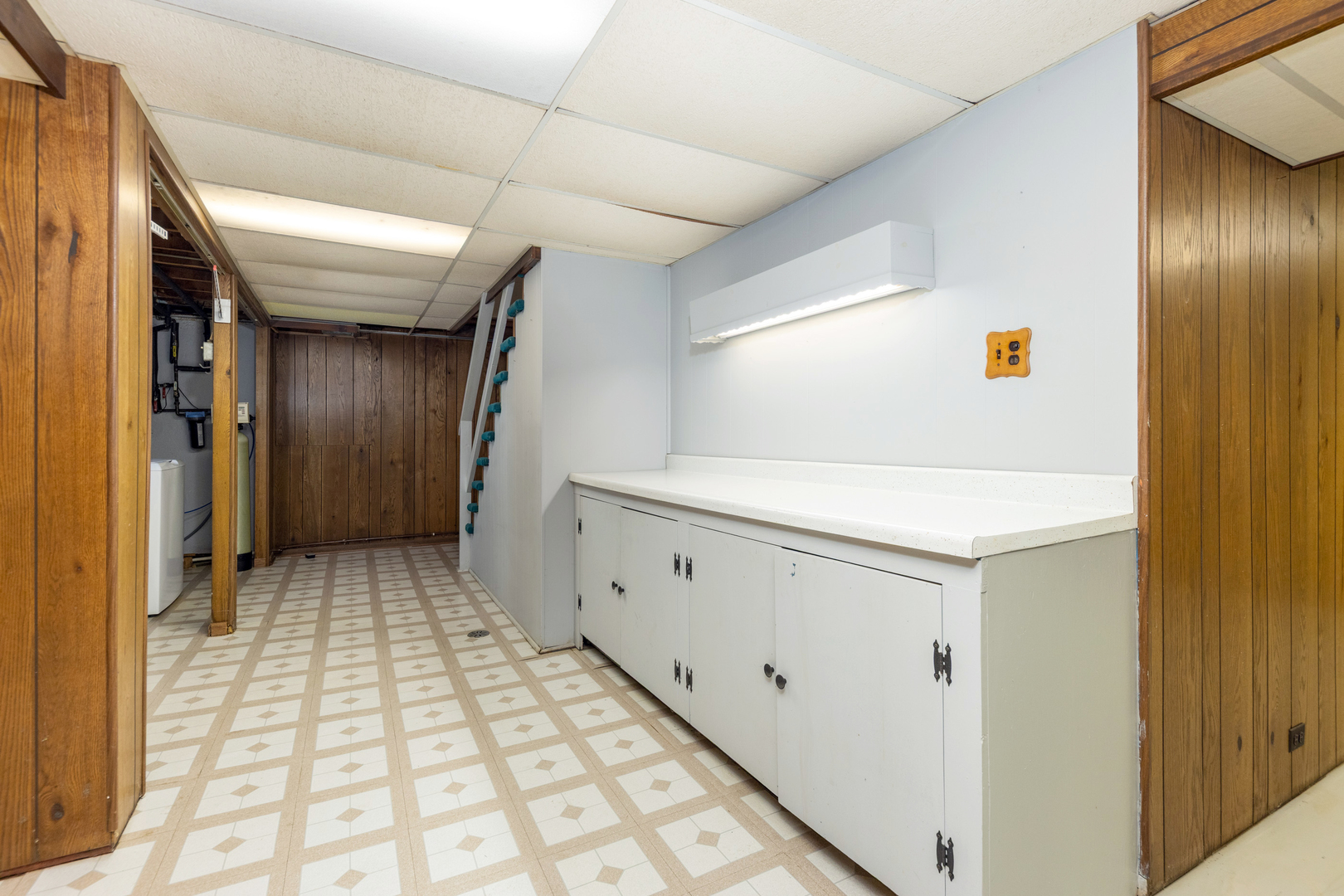 Naperville, IL 60563