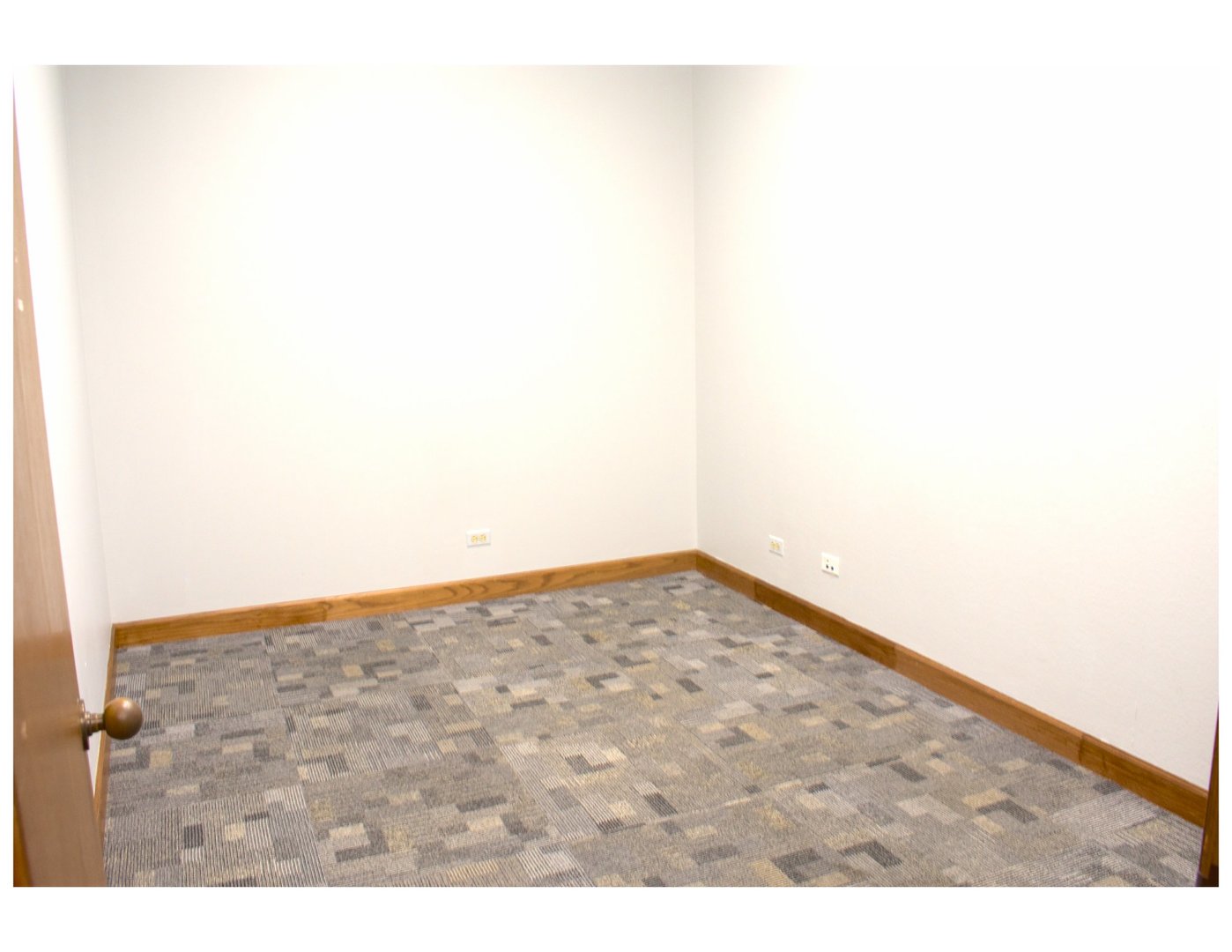 415 Washington Street #109, Waukegan, IL 60085