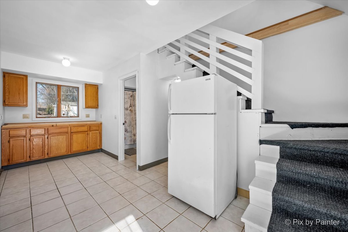 917 S Grove Avenue, Barrington, IL 60010