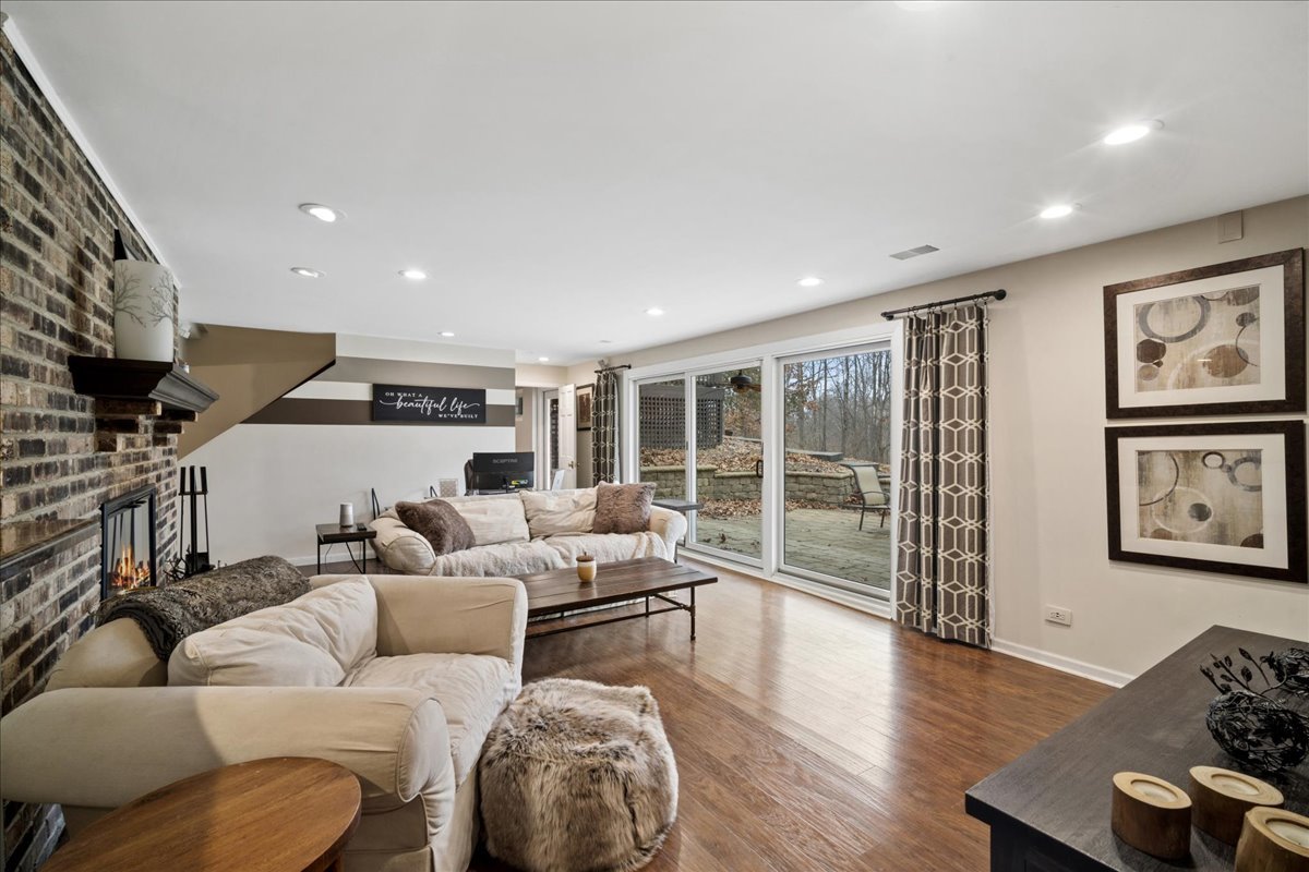 480 E Il Route 22, Barrington, IL 60010