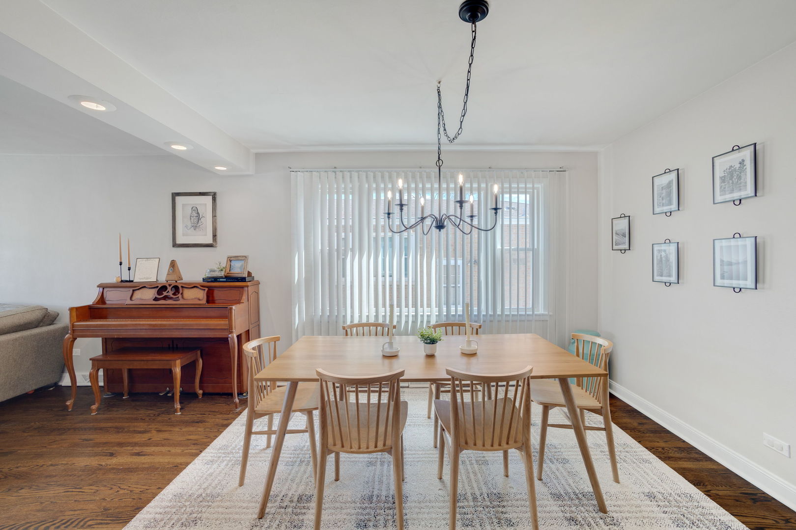 5337 W 102nd Street, Oak Lawn, IL 60453