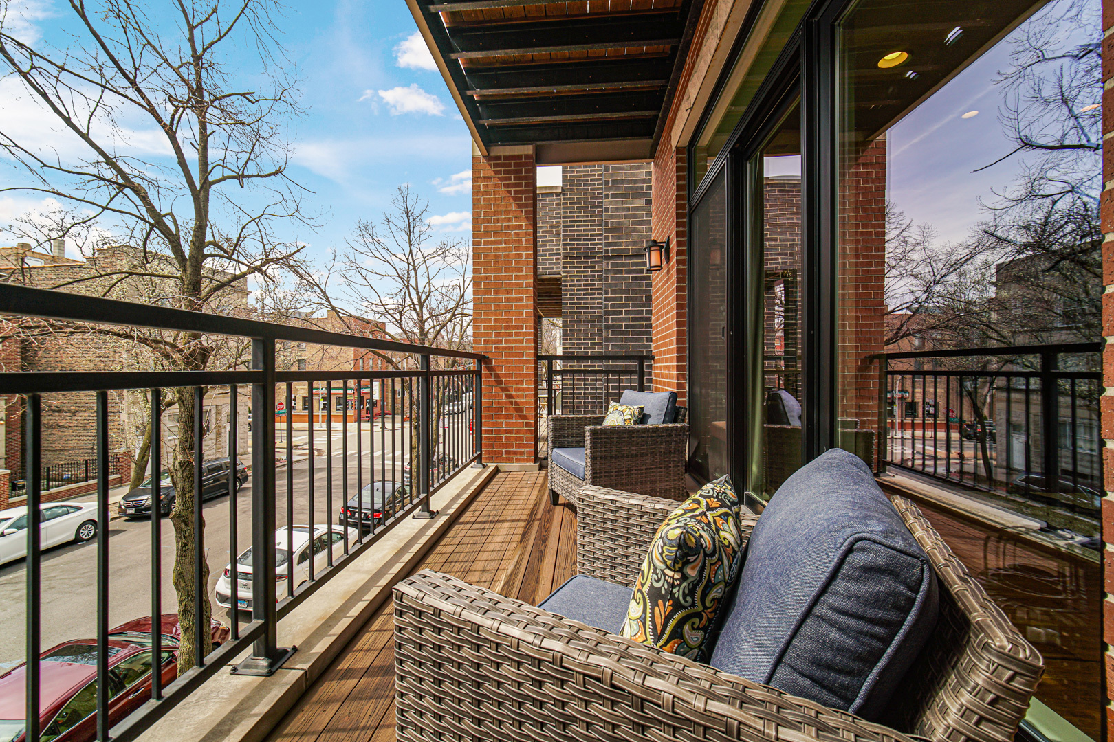 1040 W Polk Street #2B, Chicago, IL 60607