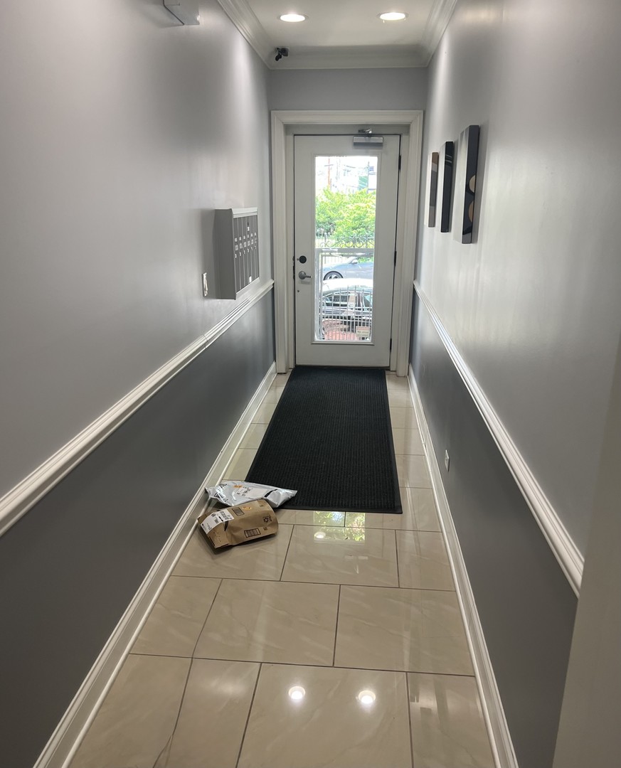 1040 W Polk Street #2B, Chicago, IL 60607