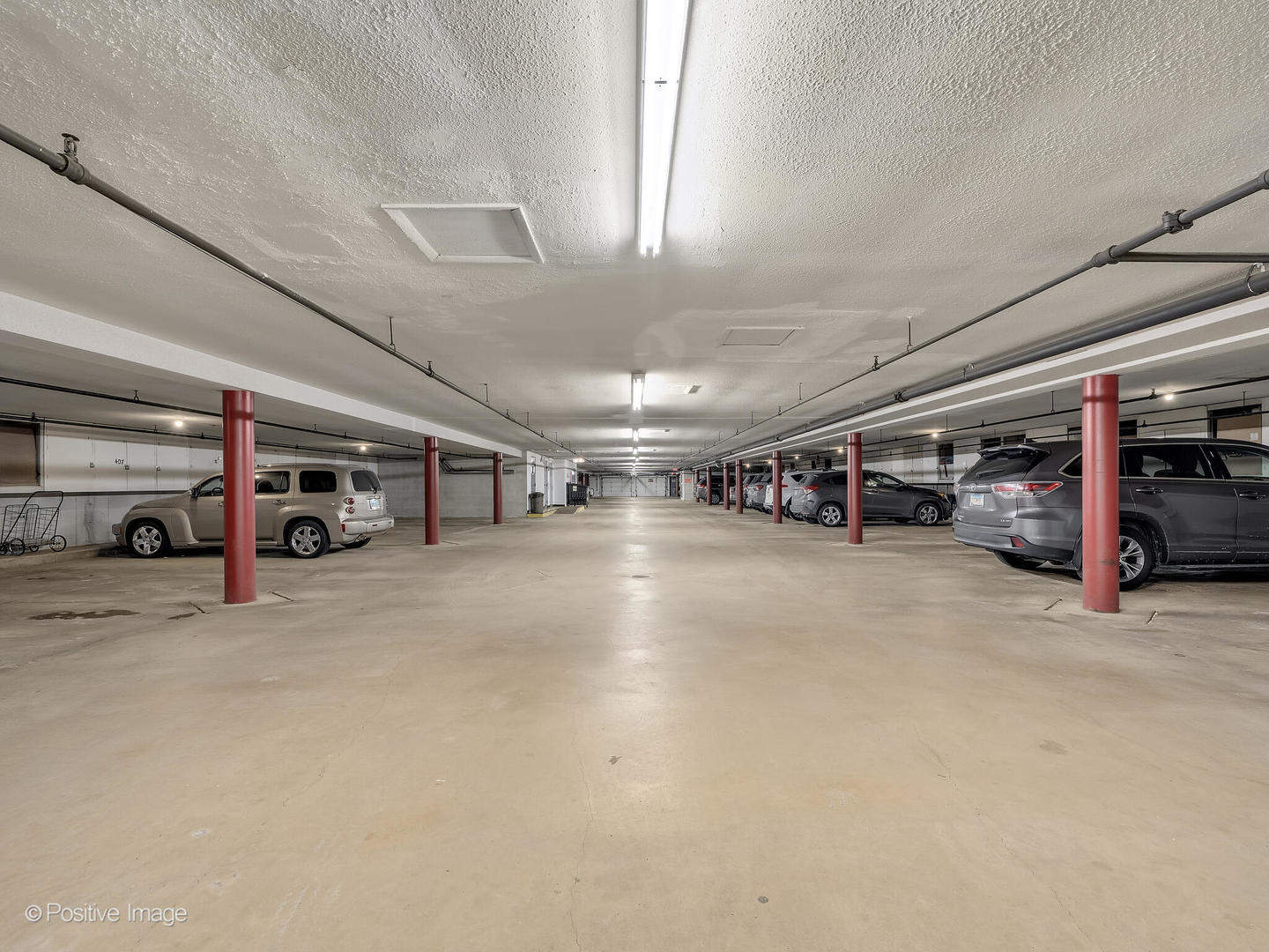 714 Walnut Drive #405, Darien, IL 60561