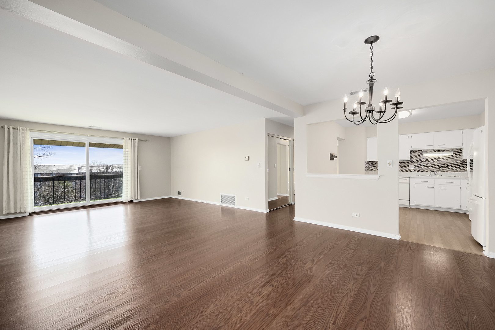 714 Walnut Drive #405, Darien, IL 60561