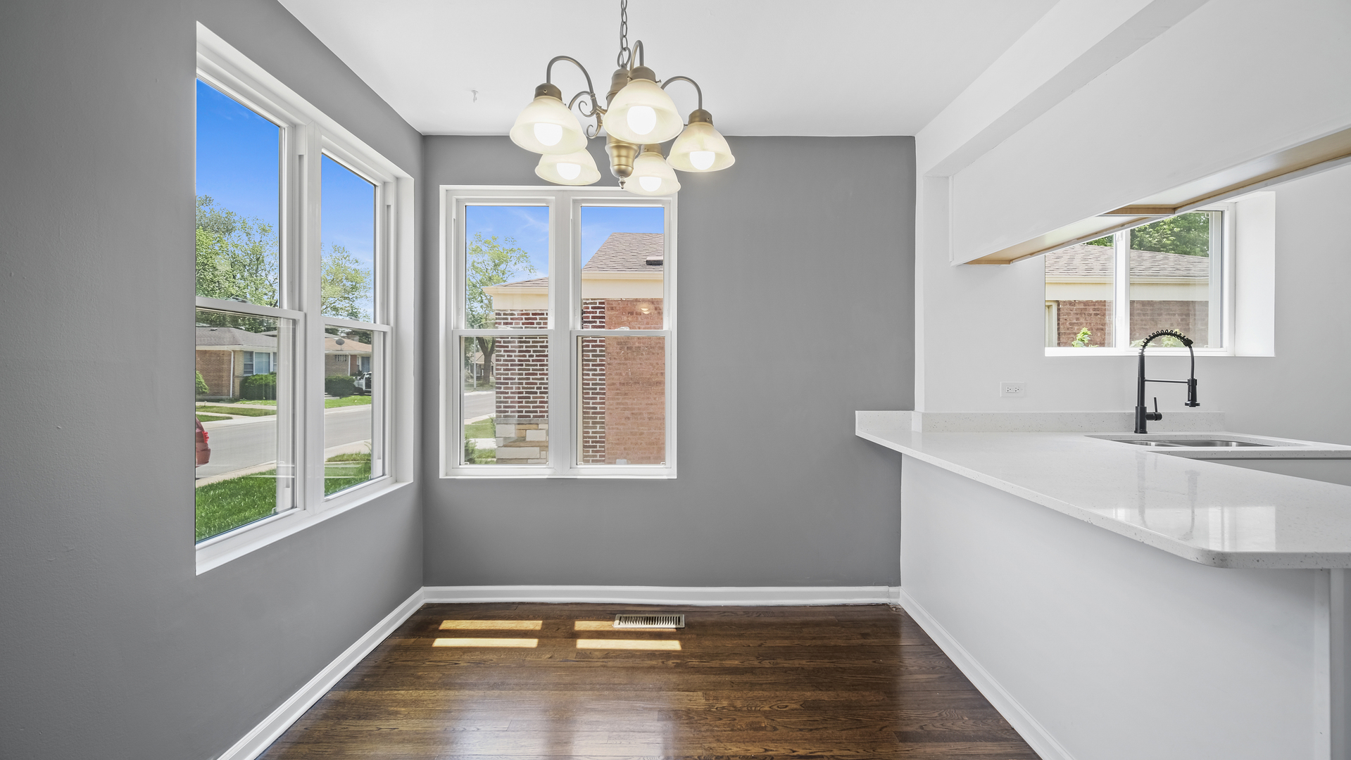 Calumet Park, IL 60827