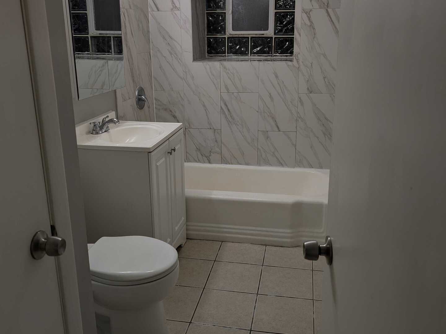 5122 W 30th Place, Cicero, IL 60804