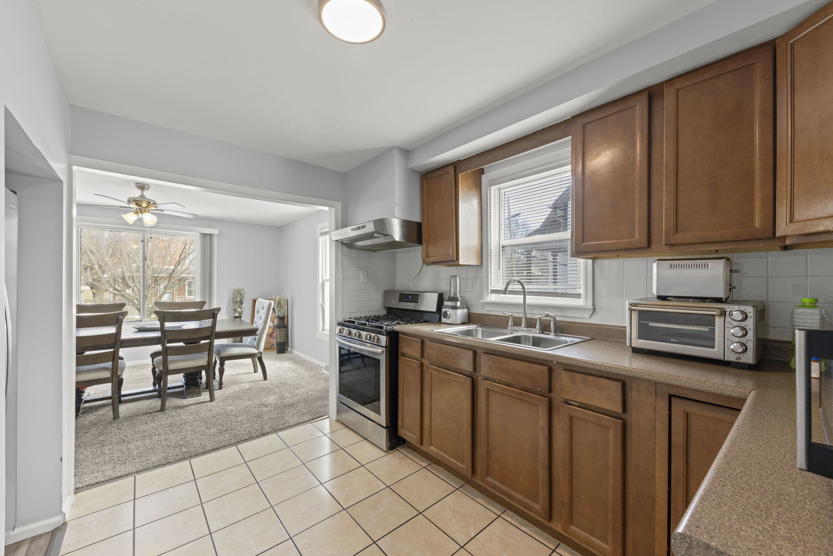 704 Francis Street, Joliet, IL 60432