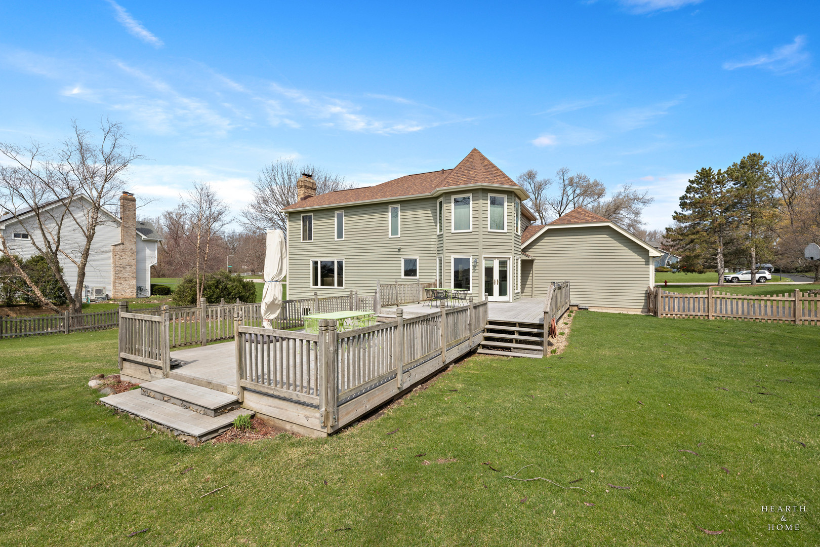 4305 Fairfax Drive, Crystal Lake, IL 60014