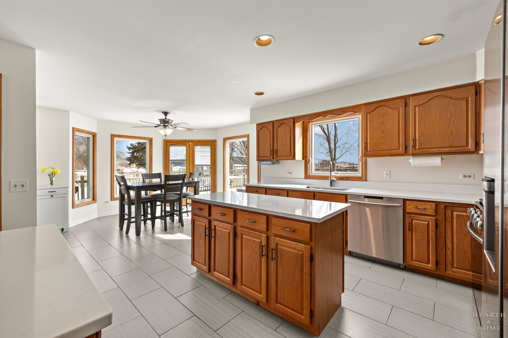 4305 Fairfax Drive, Crystal Lake, IL 60014