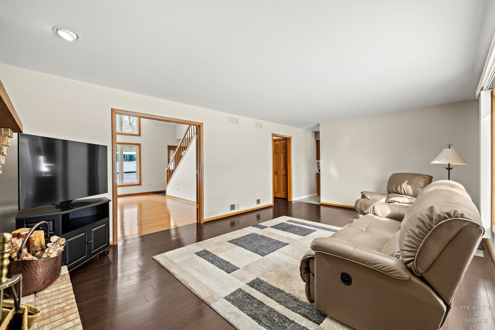 4305 Fairfax Drive, Crystal Lake, IL 60014