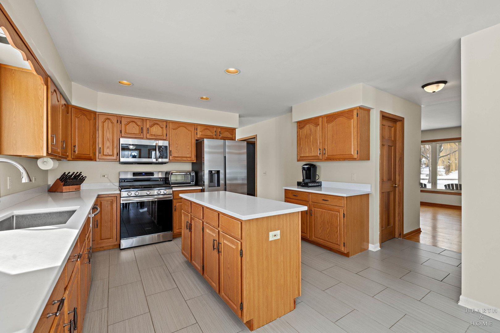 4305 Fairfax Drive, Crystal Lake, IL 60014