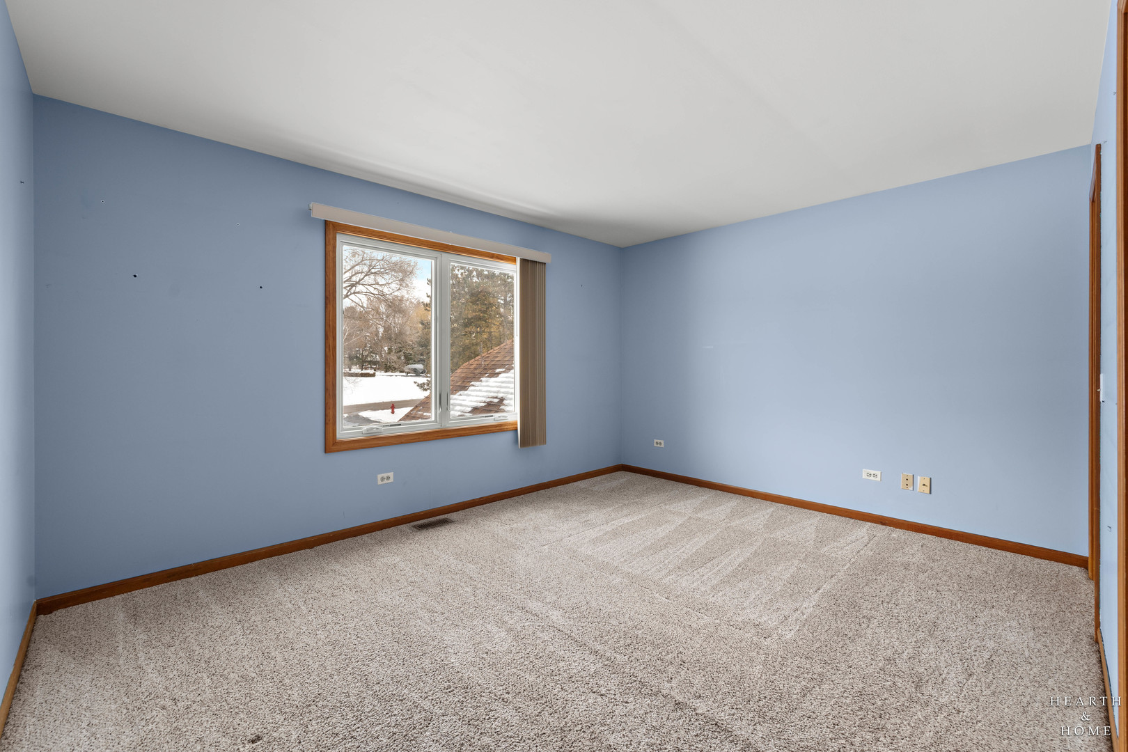 4305 Fairfax Drive, Crystal Lake, IL 60014