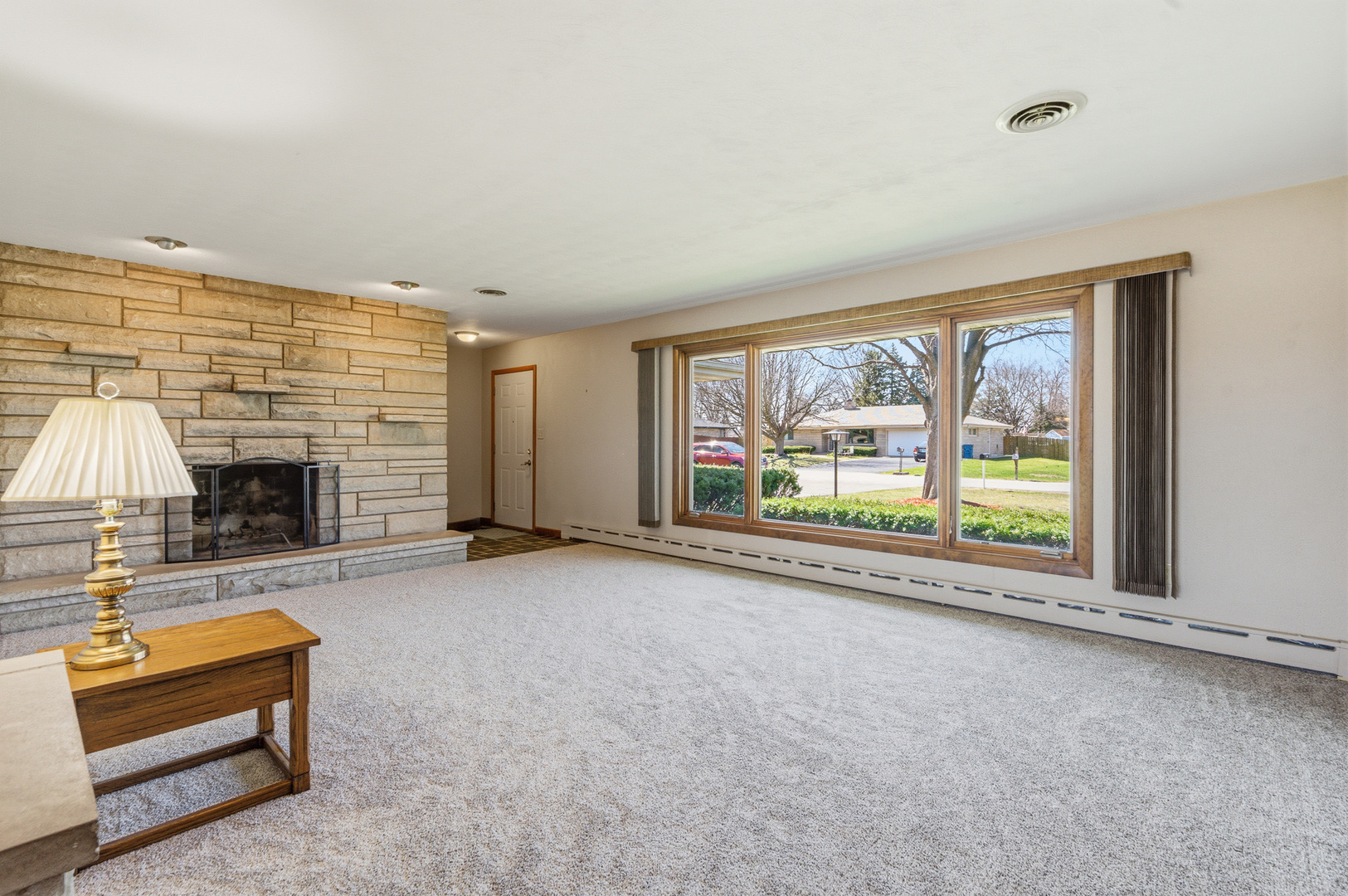 3300 Caroline Drive, Joliet, IL 60435