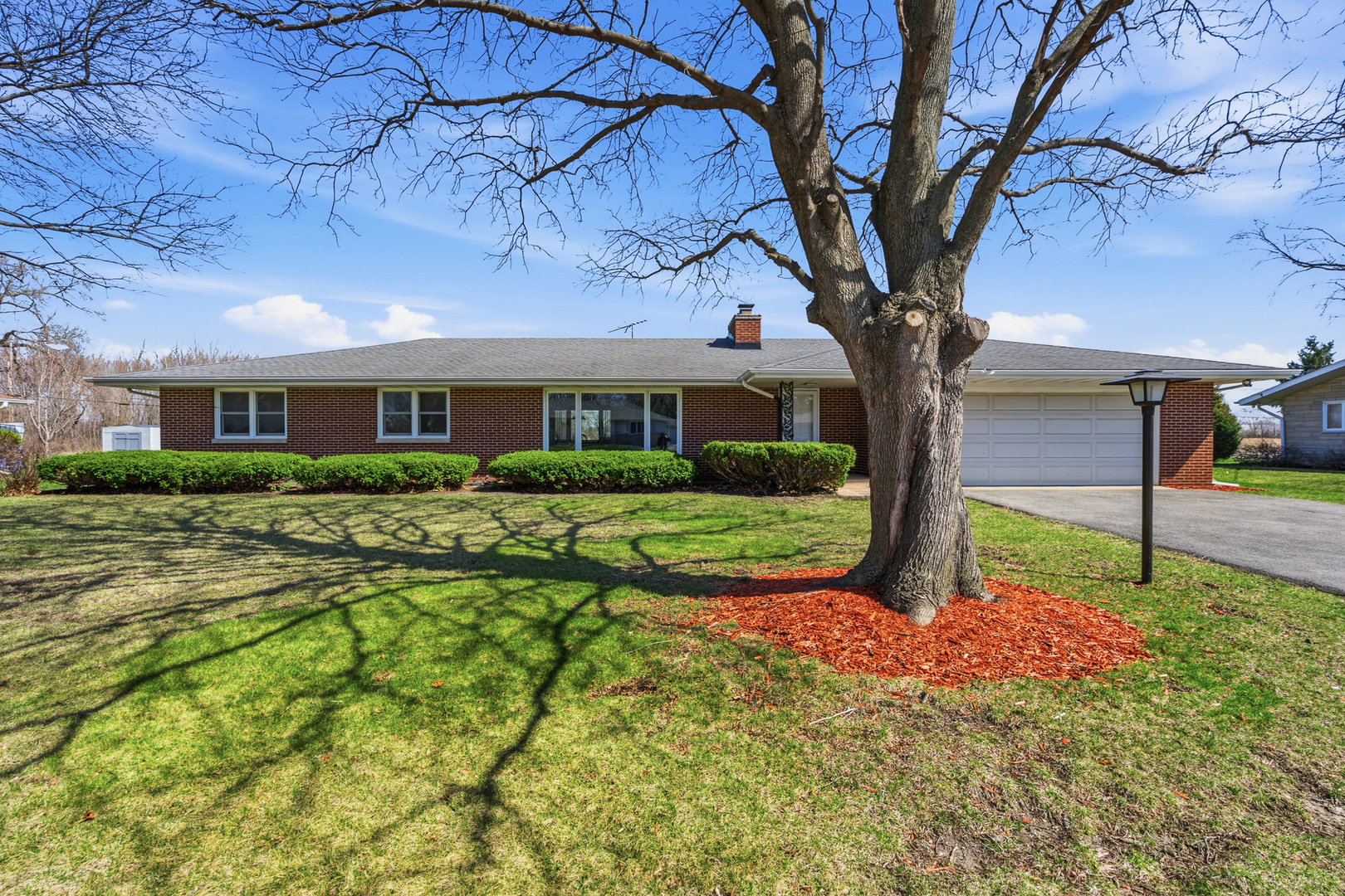 3300 Caroline Drive, Joliet, IL 60435