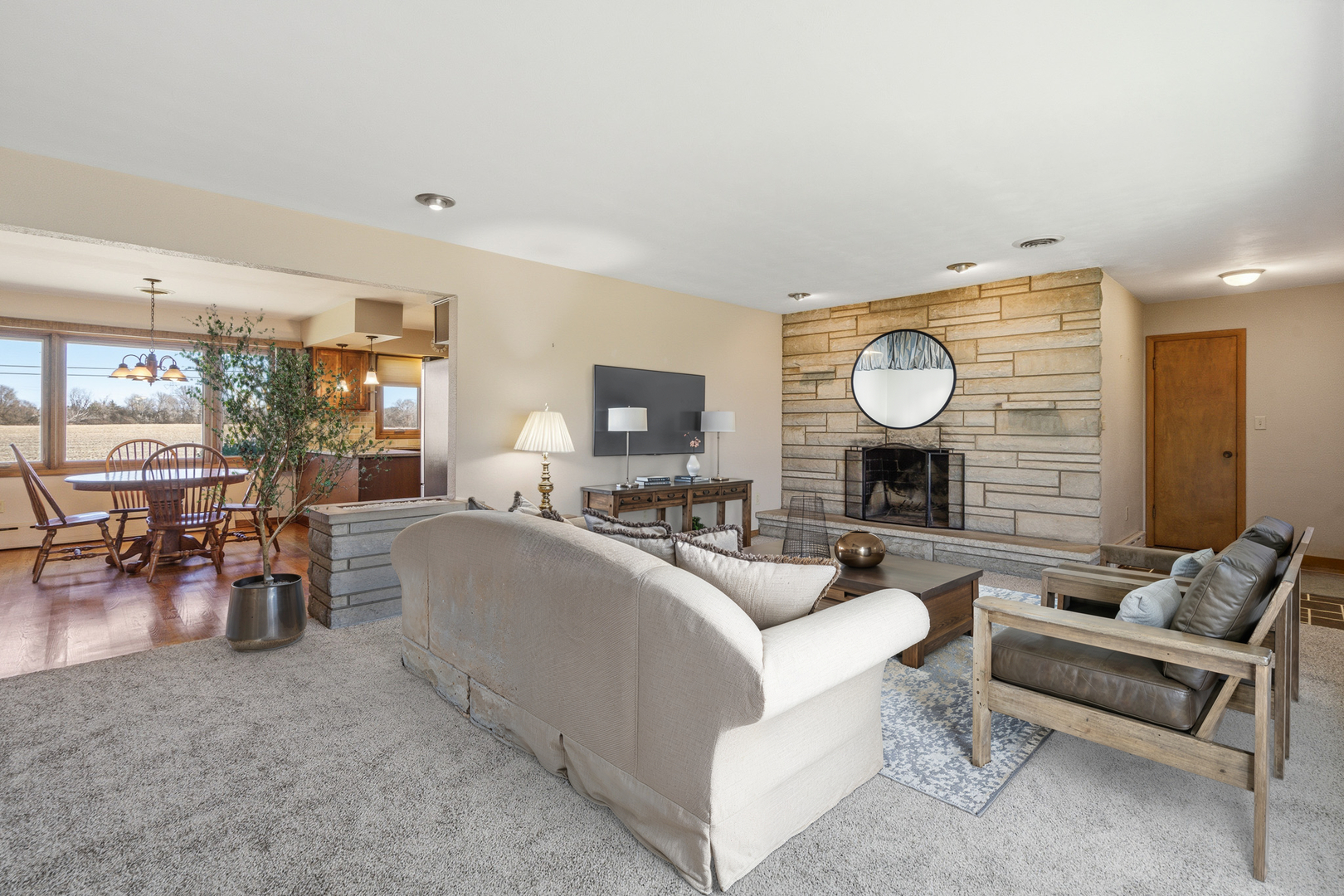 3300 Caroline Drive, Joliet, IL 60435