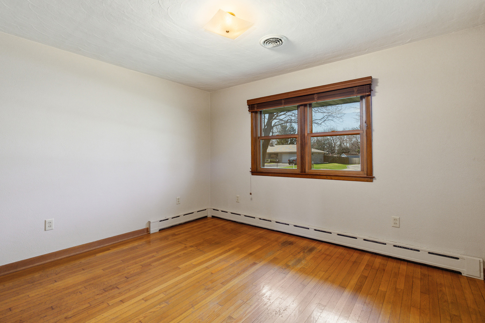 3300 Caroline Drive, Joliet, IL 60435