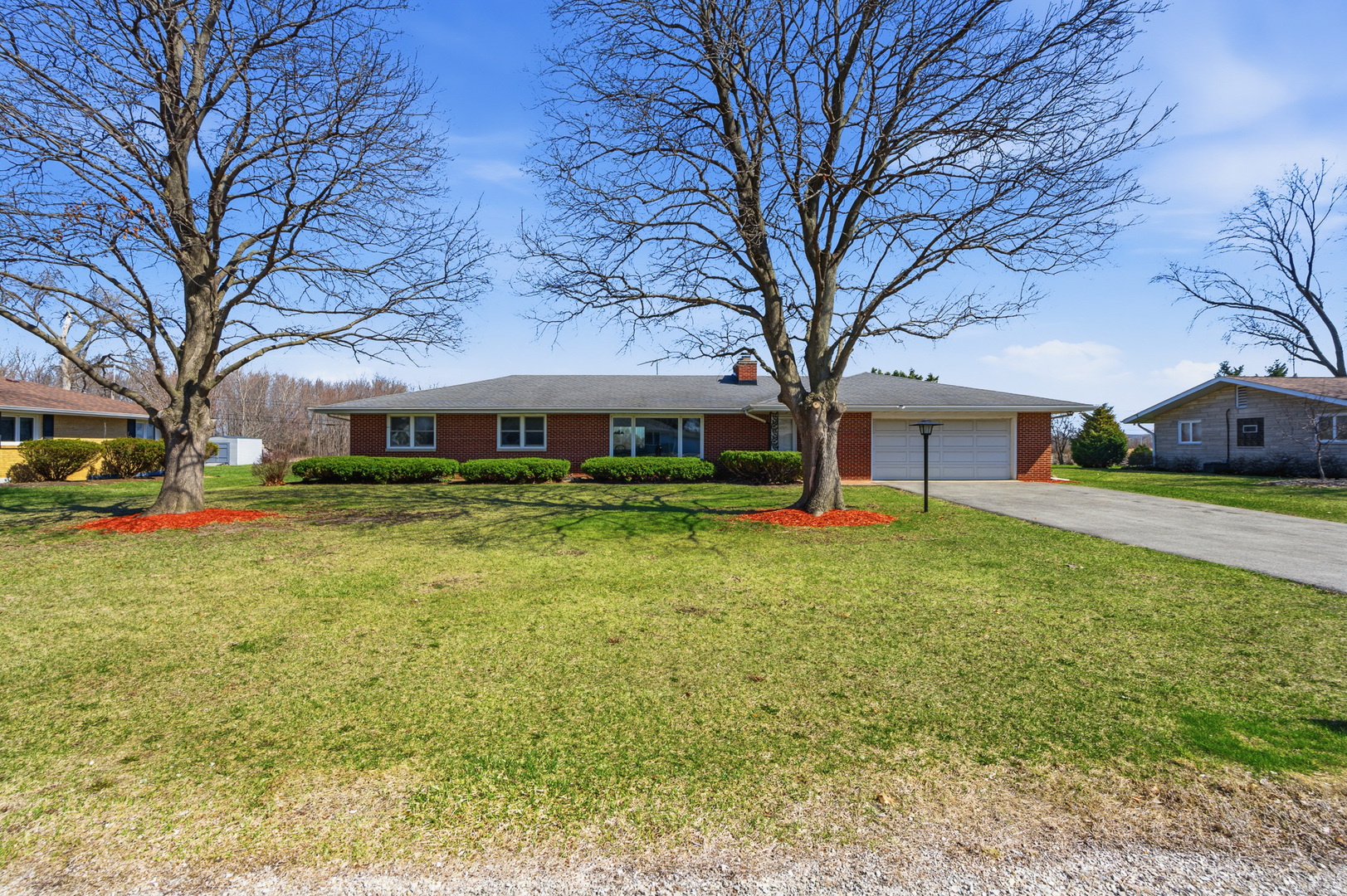 3300 Caroline Drive, Joliet, IL 60435