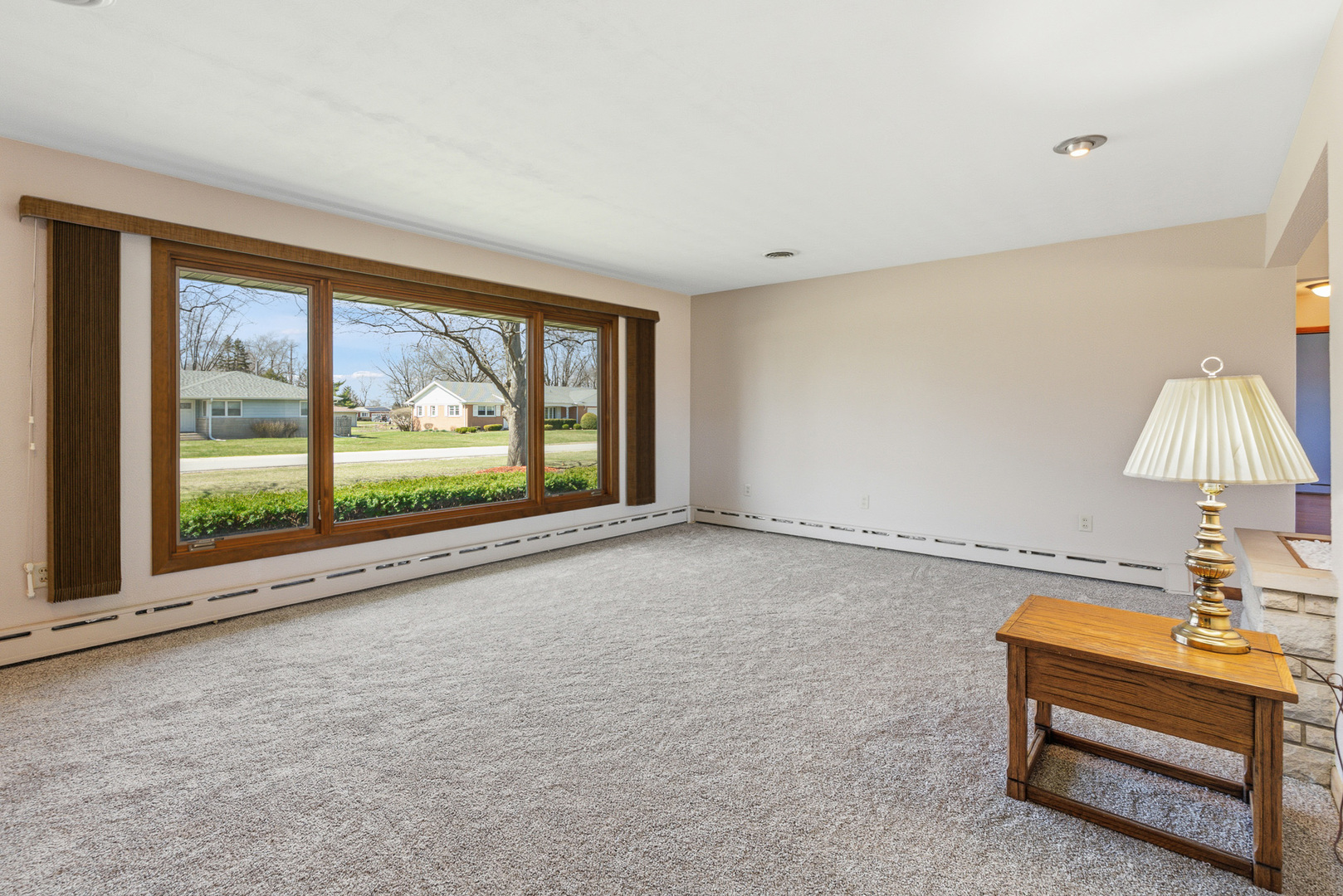 3300 Caroline Drive, Joliet, IL 60435