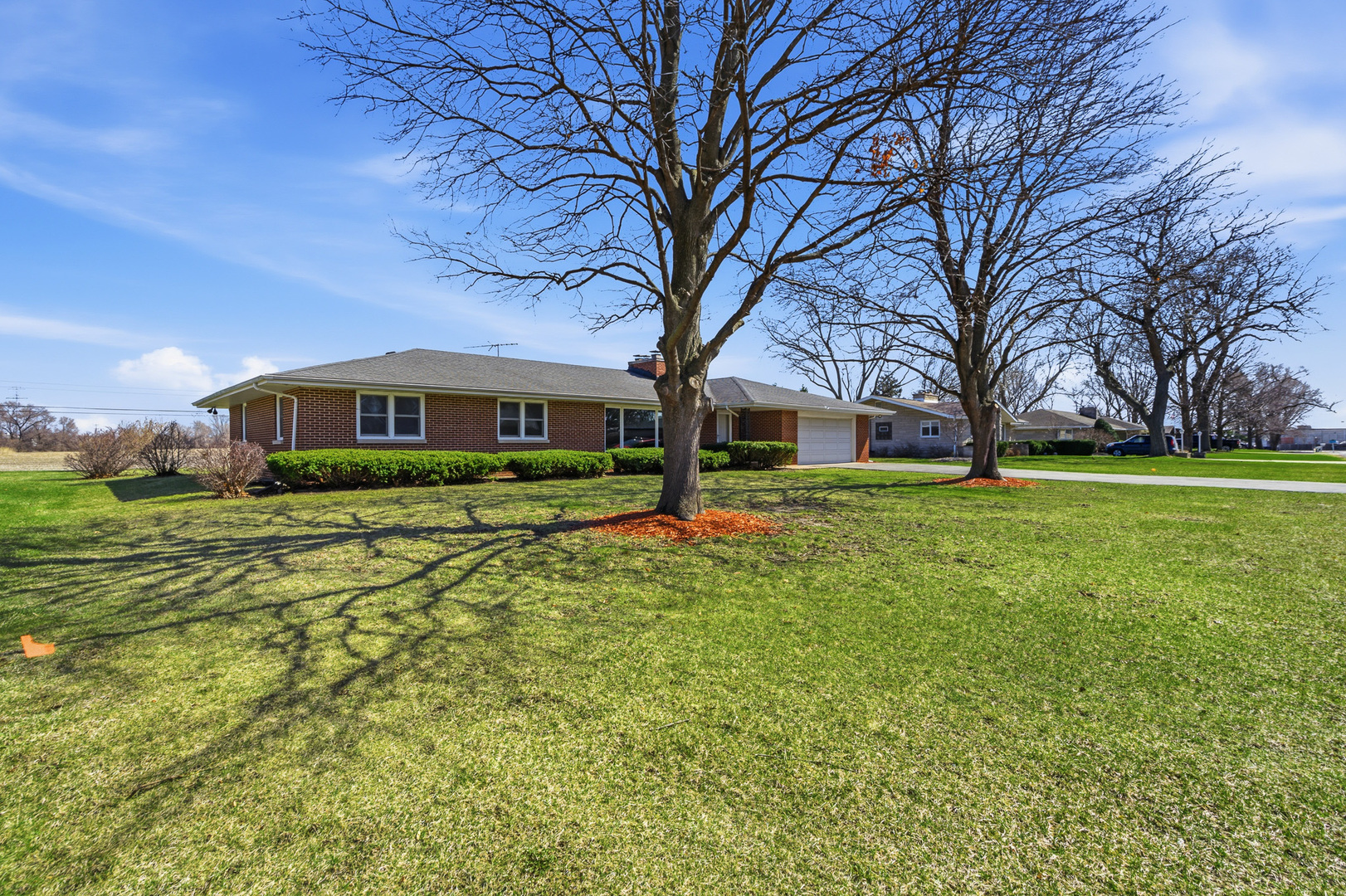 3300 Caroline Drive, Joliet, IL 60435