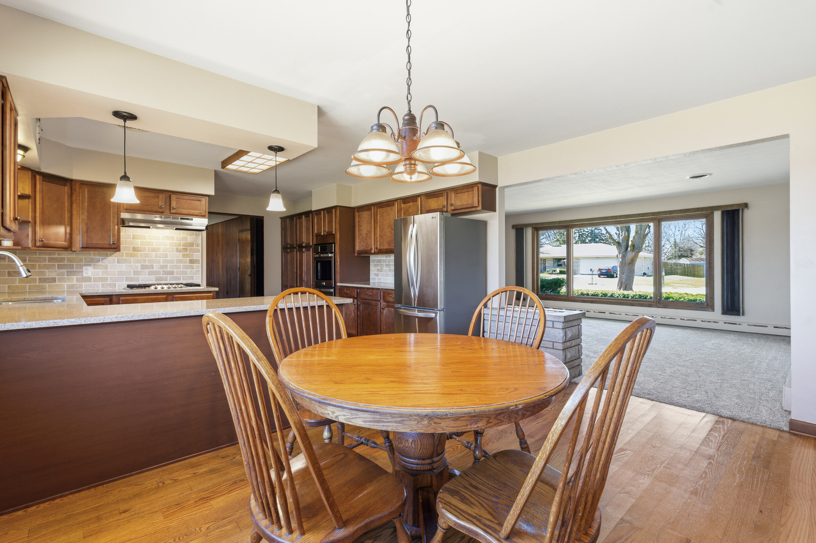 3300 Caroline Drive, Joliet, IL 60435